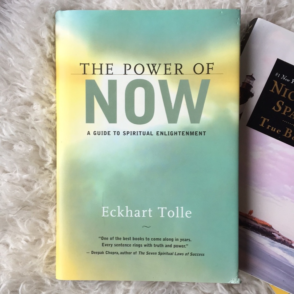 3 Book Bundle: Nicholas Sparks, Eckhart Tolle - Picture 2 of 11
